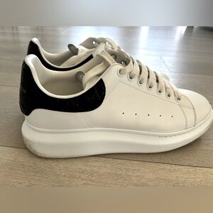 Alexander McQueen Men’s Sneakers
